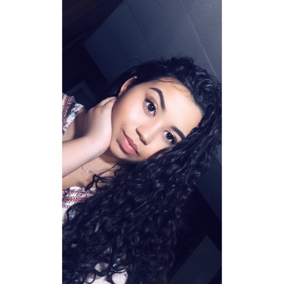 Meet your Posher, Aliyah - Picture 1 of 1